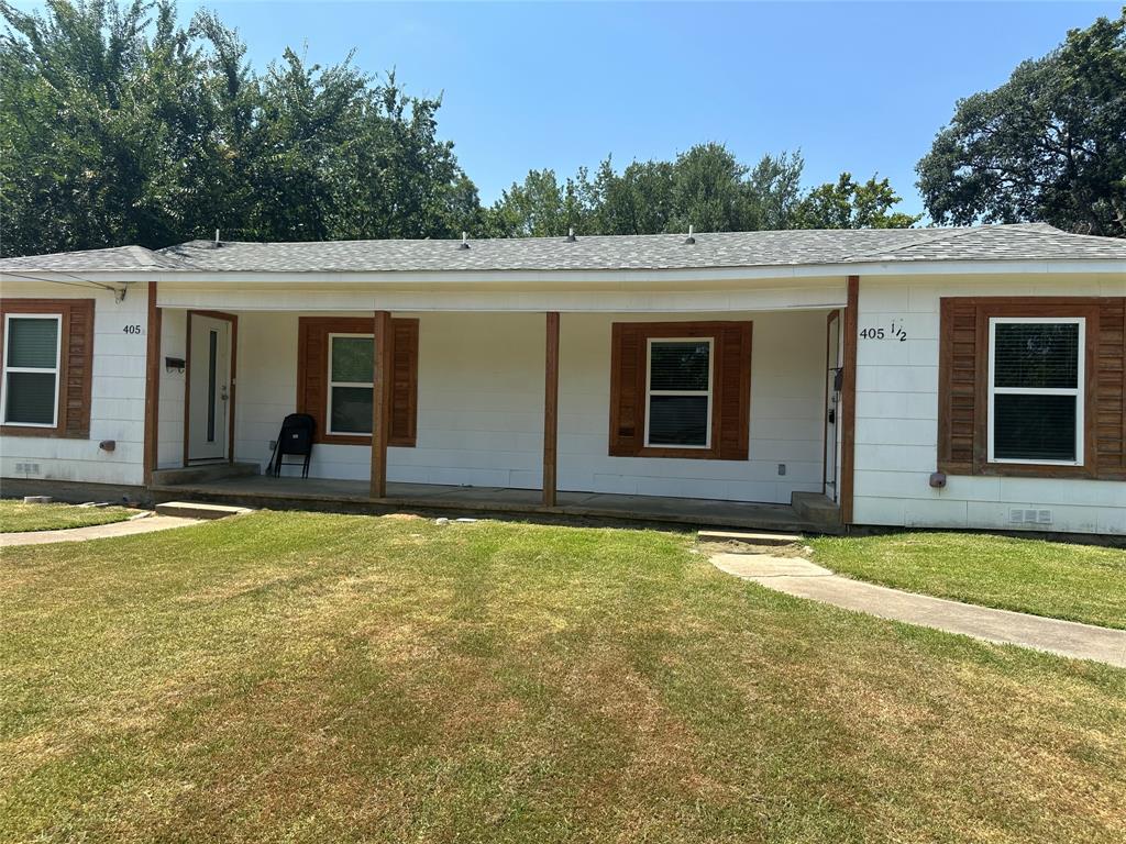 405 Maple Drive — photo