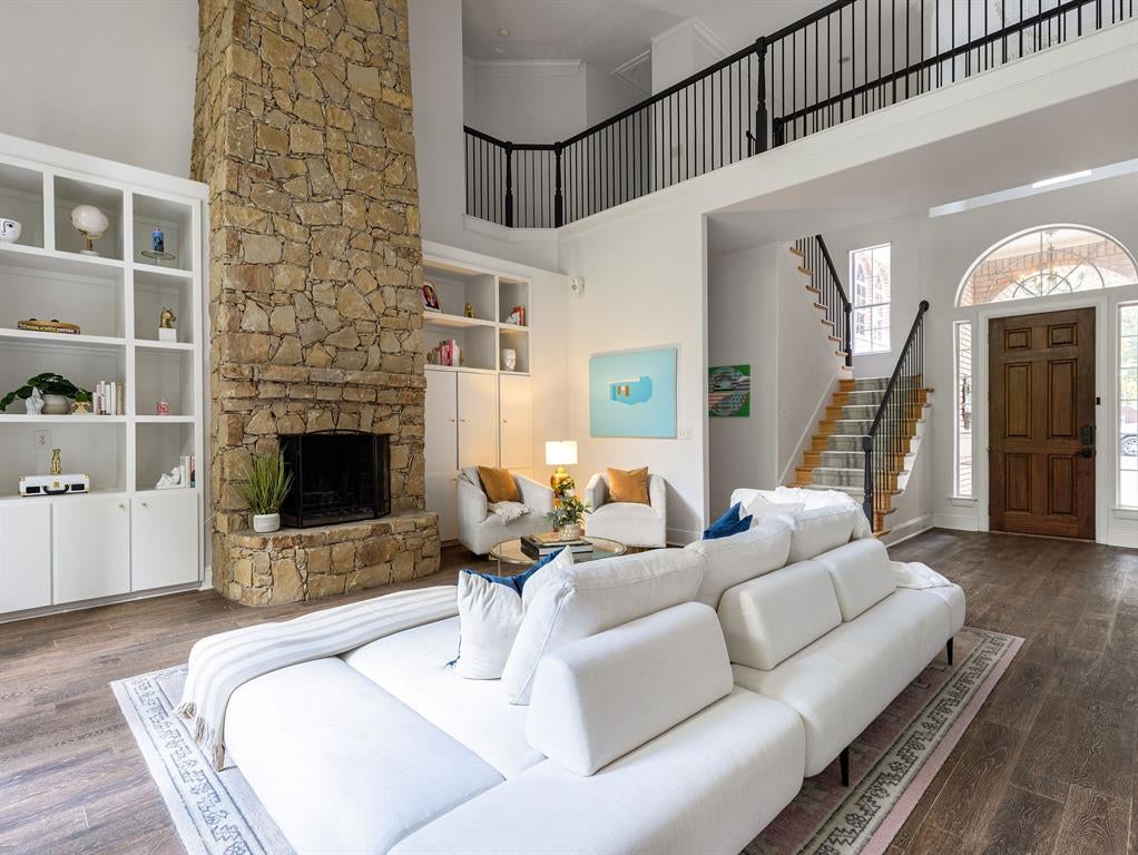 5832 Forest Bend Place — photo