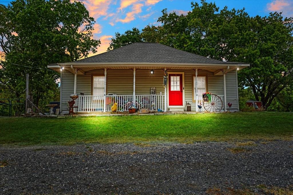 7436 FM 2729 — photo