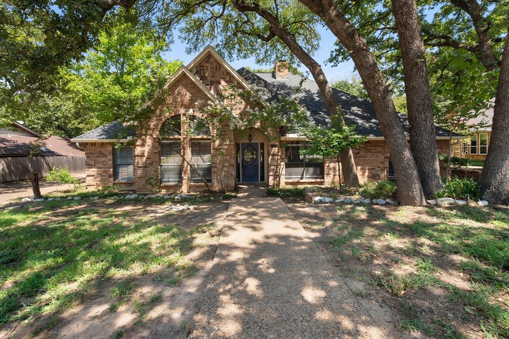 3803 Marine Court — photo
