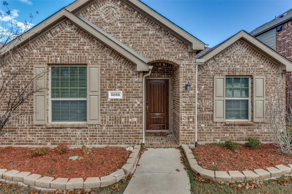 5856 Bindweed Street — photo