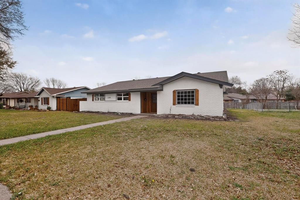 11360 Drummond Drive — photo