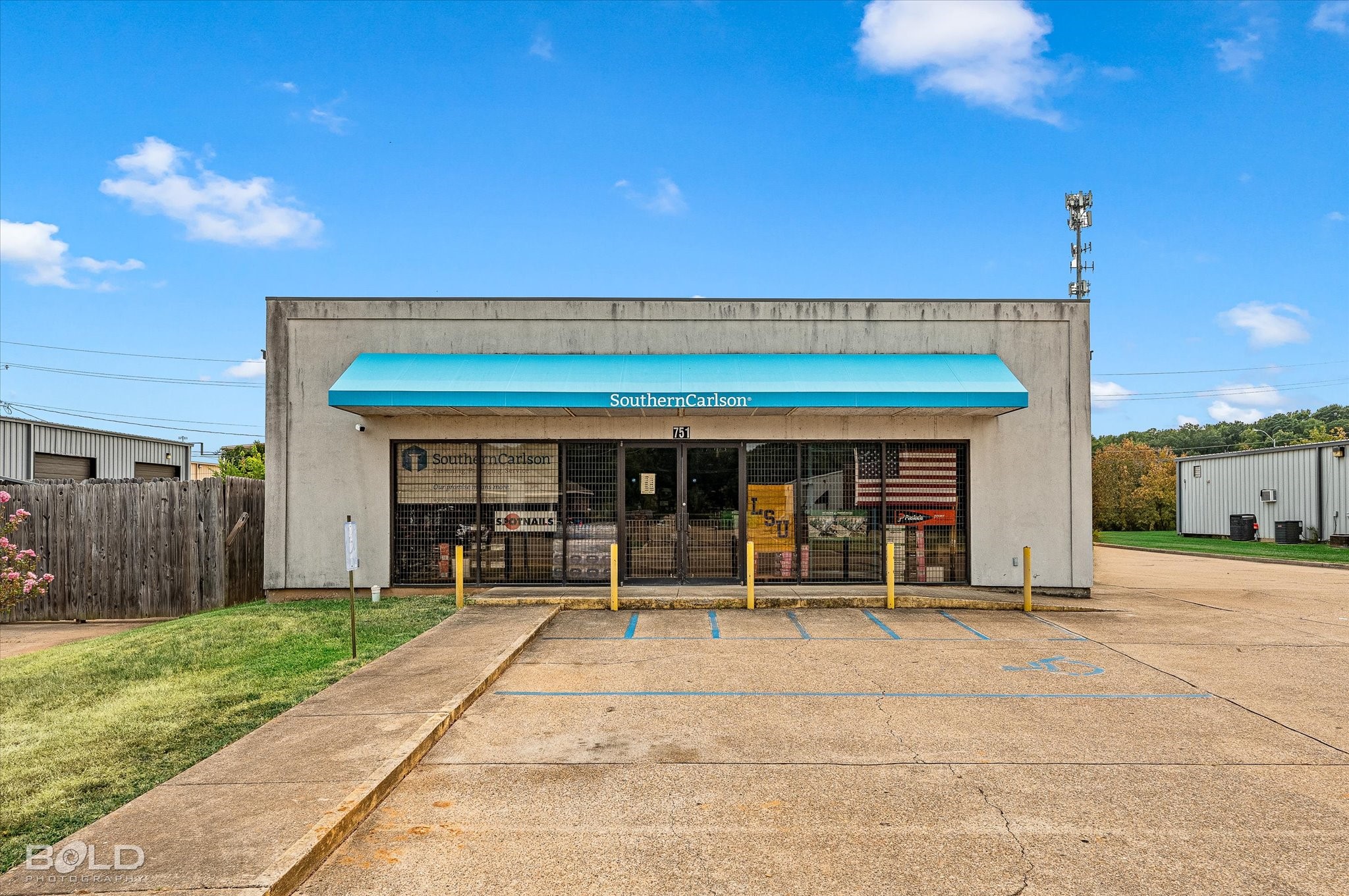 751 Professional Drive N — photo