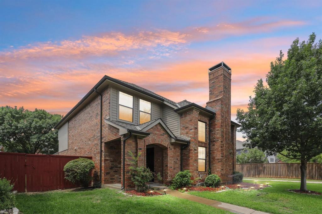 719 Woodlake Drive — photo