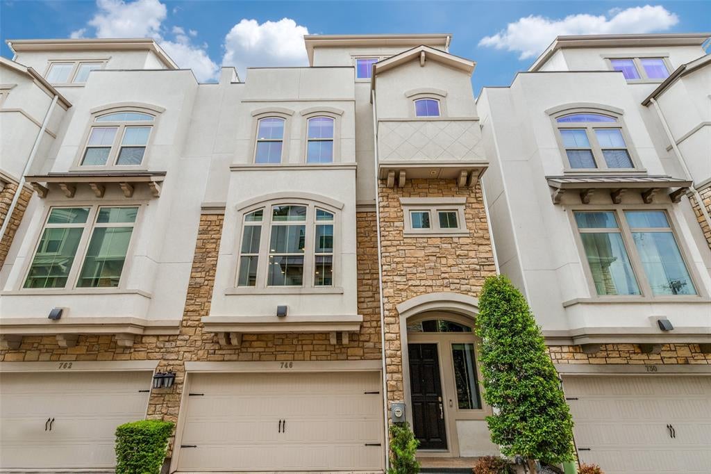 746 Spanish Oaks Place — photo