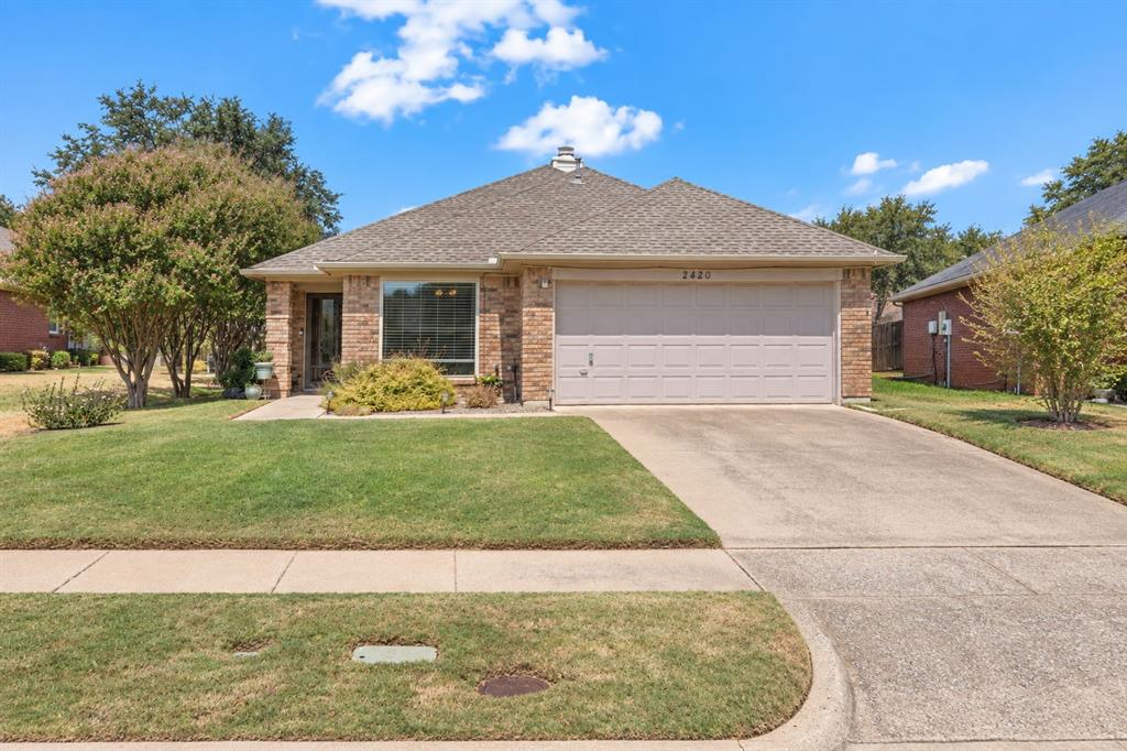 2420 Oakcrest Drive — photo