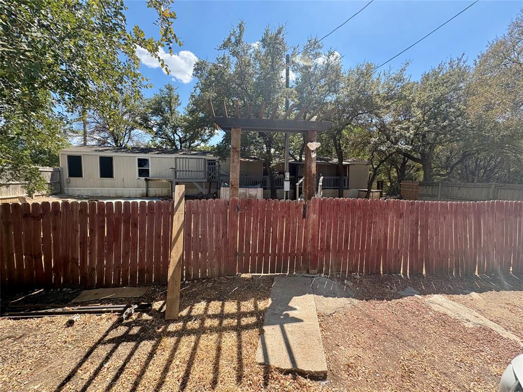 839 Tepee Trail — photo