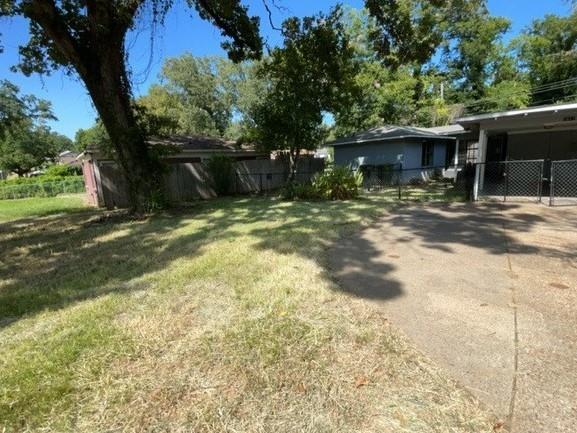 1611 Glen Avenue — photo