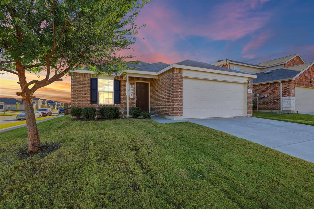 10101 Newtown Drive — photo