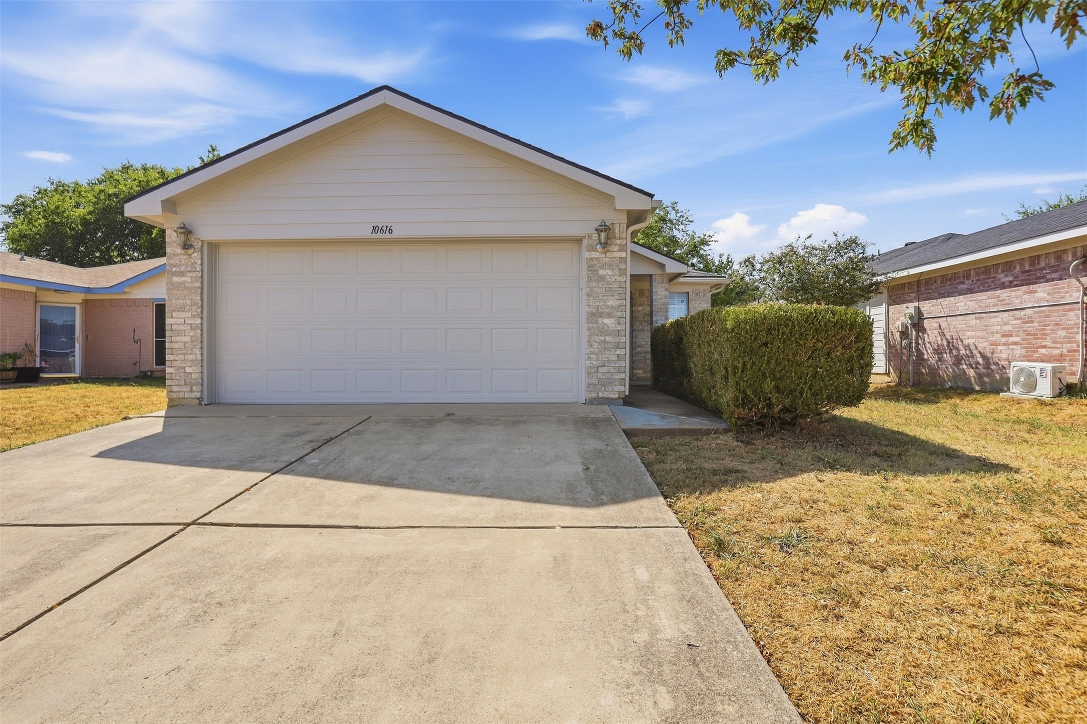 10616 Shadywood Drive — photo