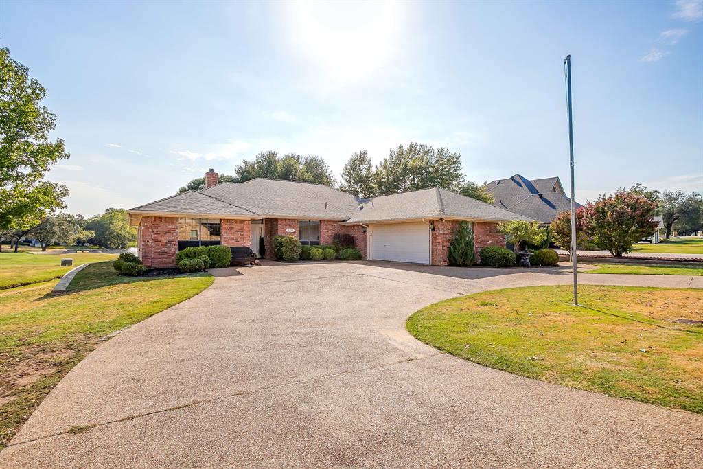 8810 Bellechase Road — photo