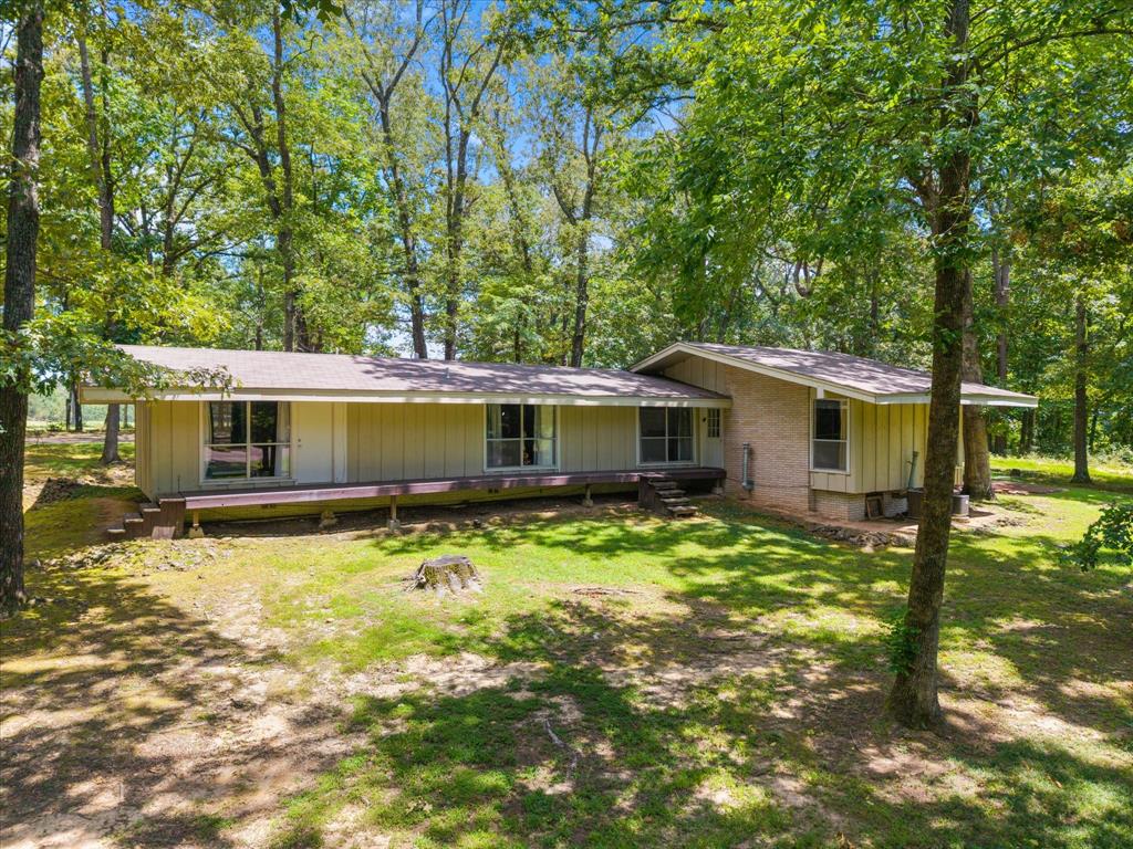 106 Lively Avenue — photo