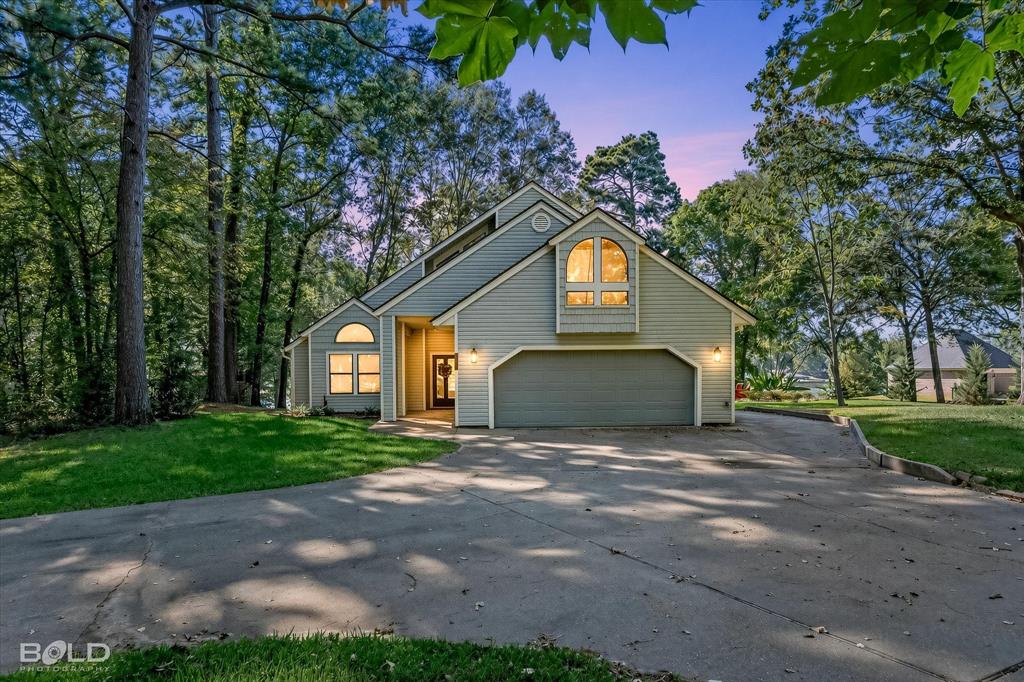 1719 Lakecrest Drive — photo