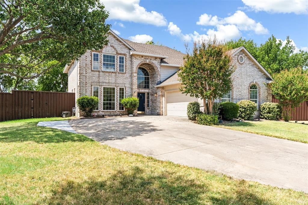 1702 Leander Court — photo