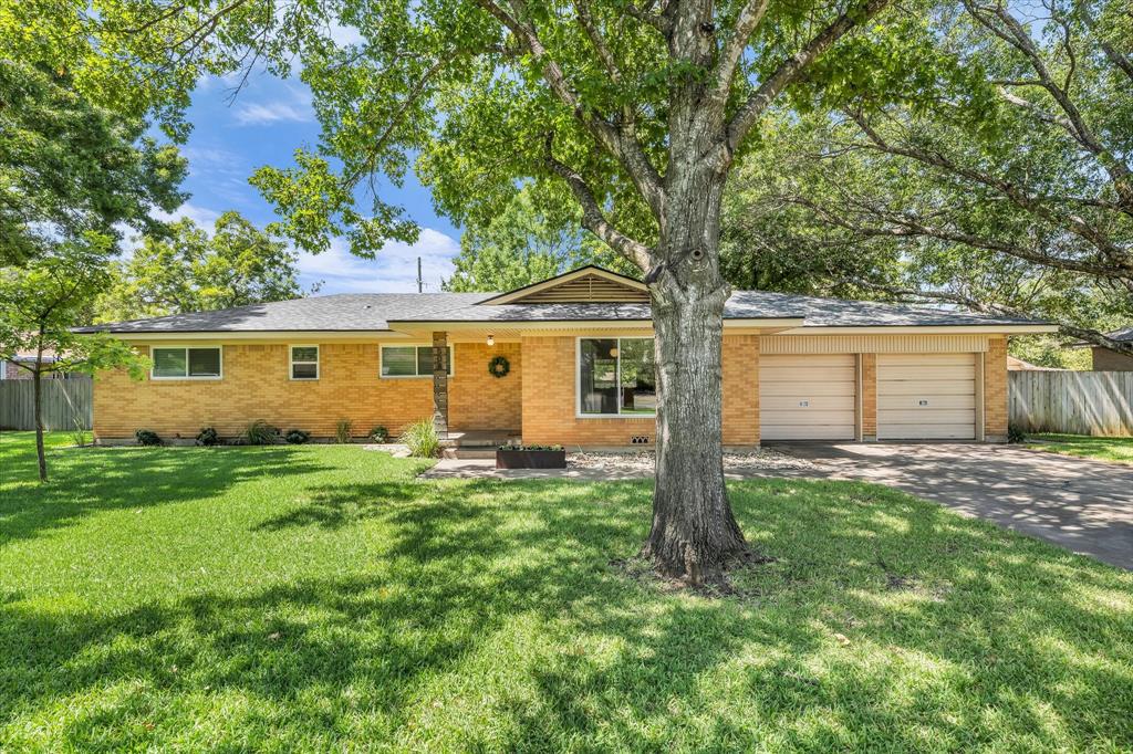 508 Bellaire Drive — photo