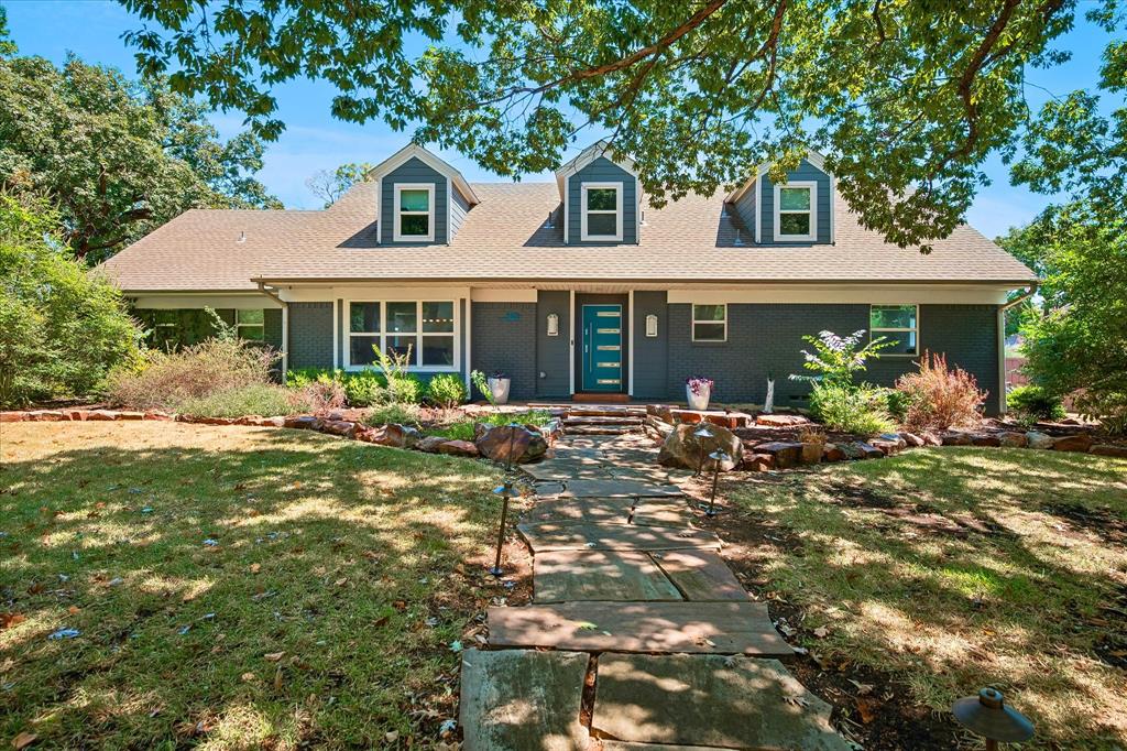 14010 Carillon Drive — photo