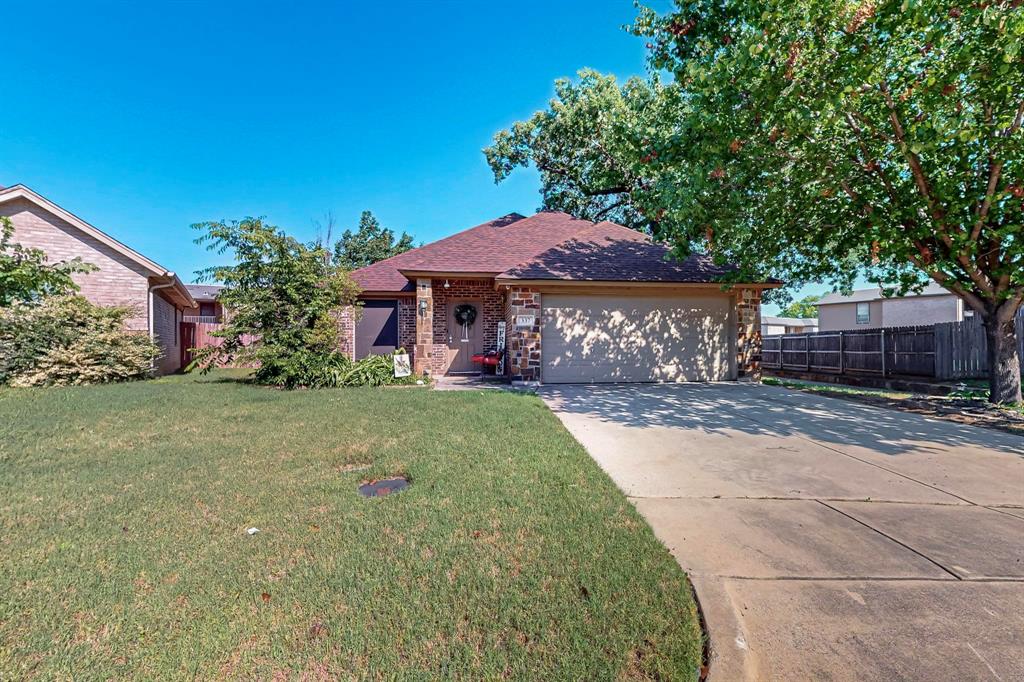 337 Grace Circle — photo