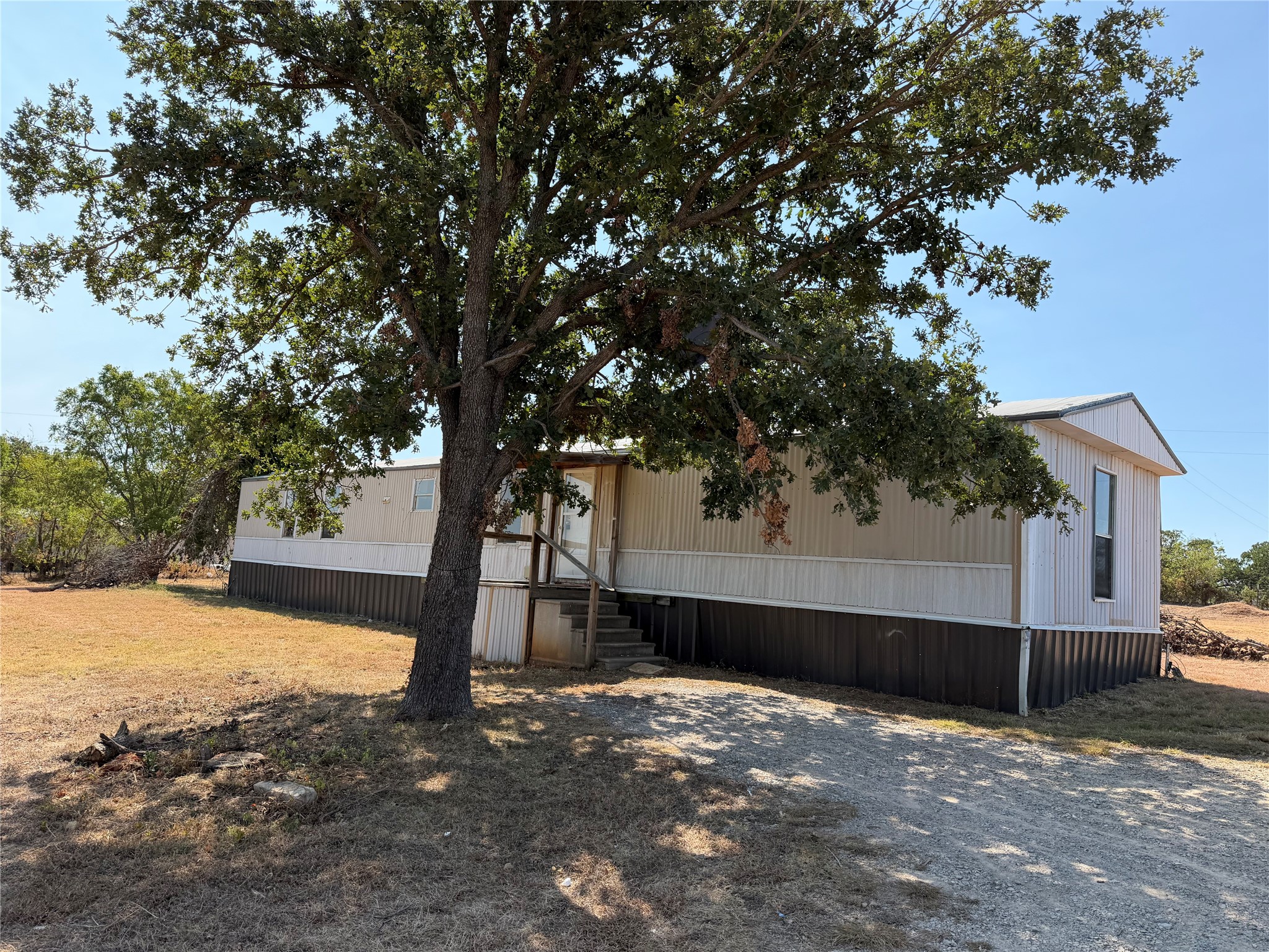 128 Rommel Court, Springtown, TX 76082