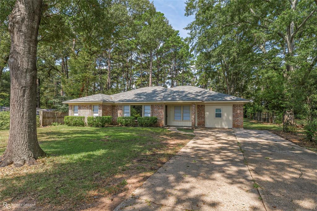 8920 Shady Lane — photo