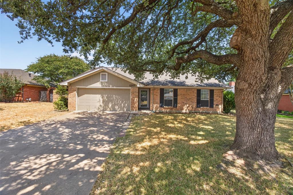 1217 Stonelake Drive — photo