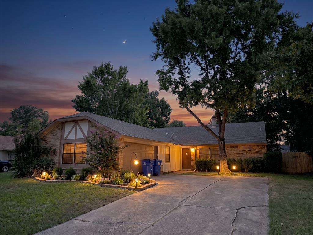 602 SW Heritage Hill Drive — photo