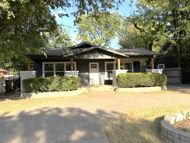 1325 Highland Avenue — photo