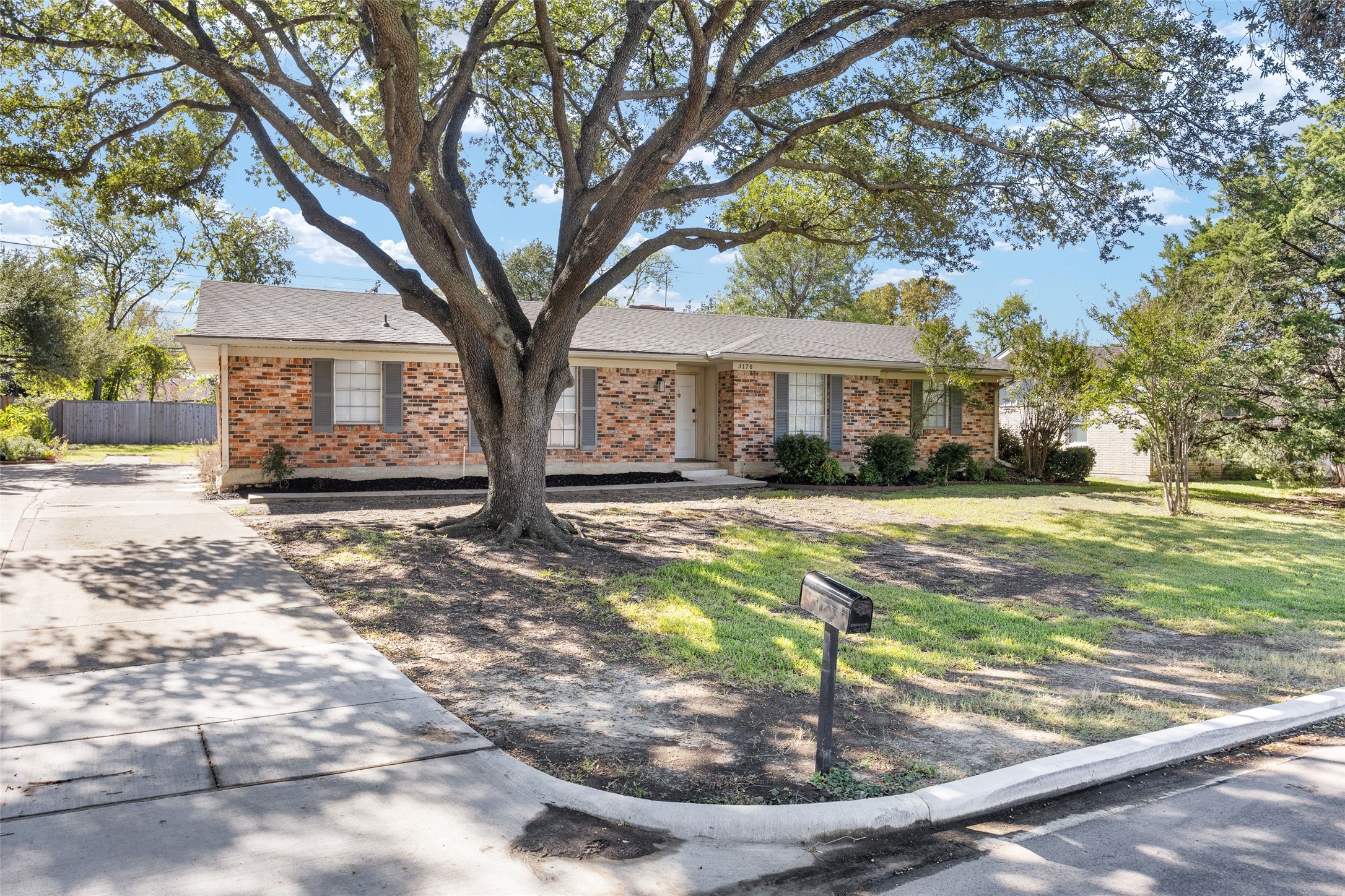 3170 Golfing Green Drive — photo