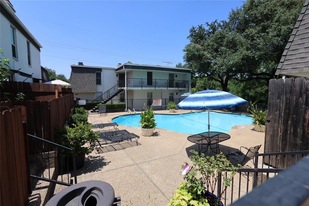 900 S Weatherred Drive 900F — photo