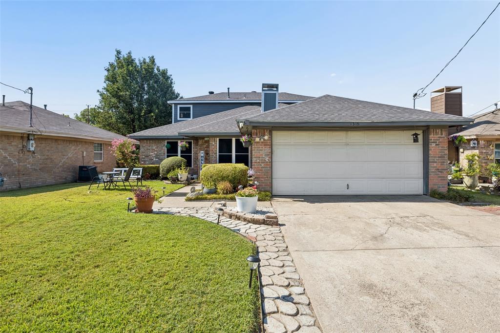 1316 Cy Blackburn Circle — photo