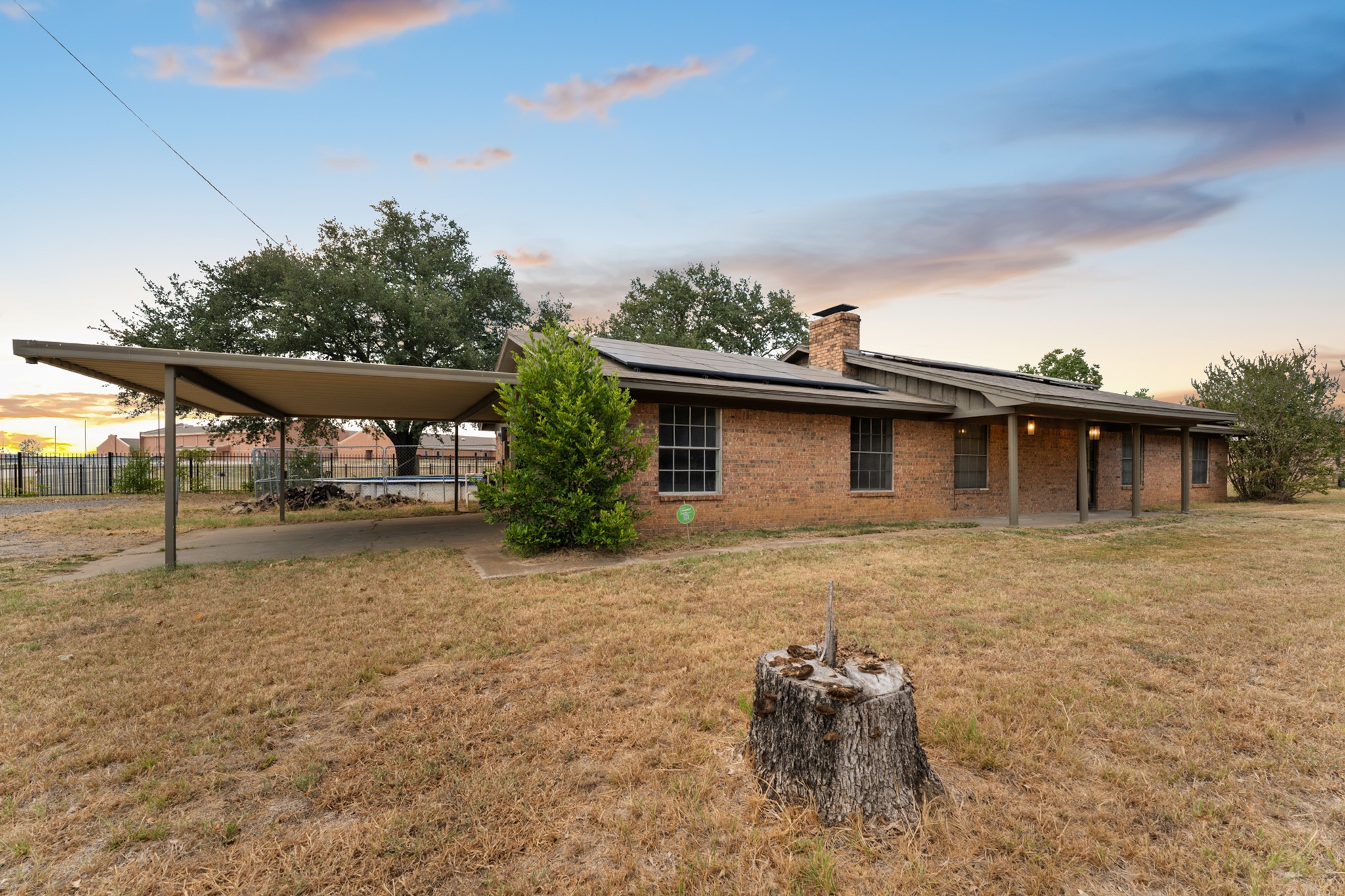 623 E Kempner Street, Mabank, TX 75147 — photo 2