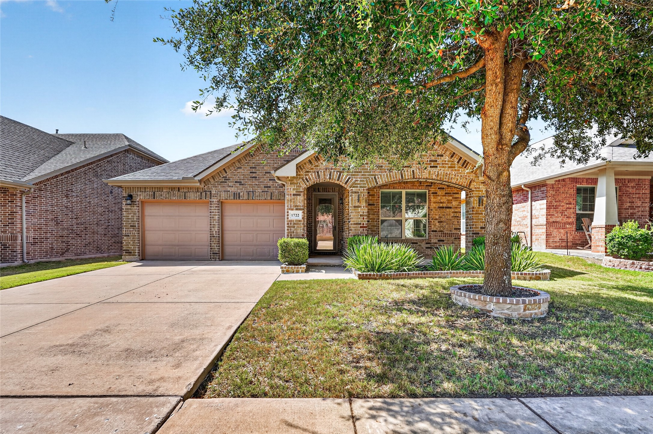 1722 Oak Glen Drive — photo