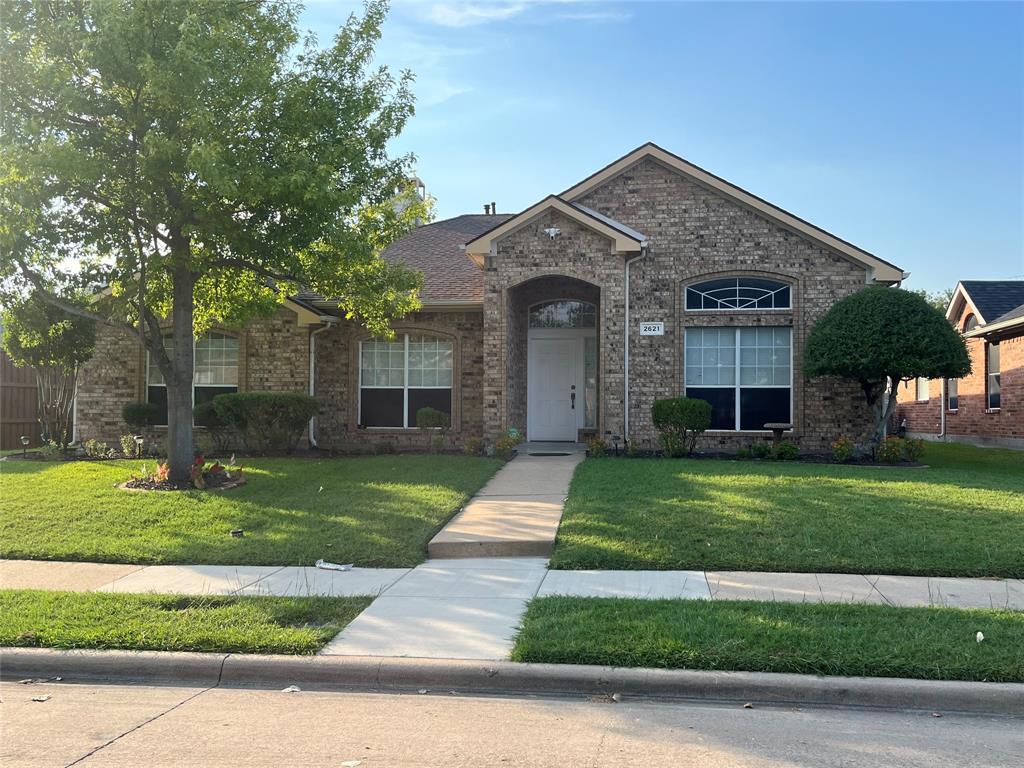 2621 Hackberry Creek — photo