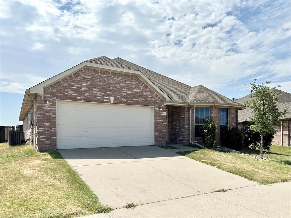 2805 Arabian Lane — photo