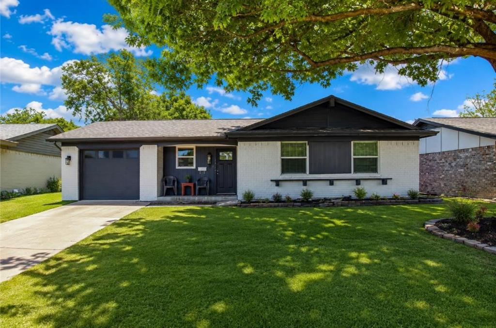 1417 Morrison Drive — photo