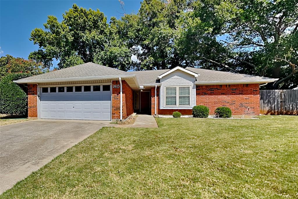 2613 Forestview Drive — photo