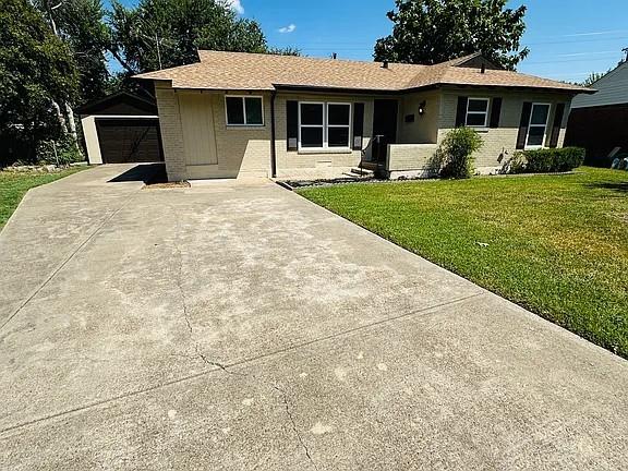 2504 Avon Drive — photo