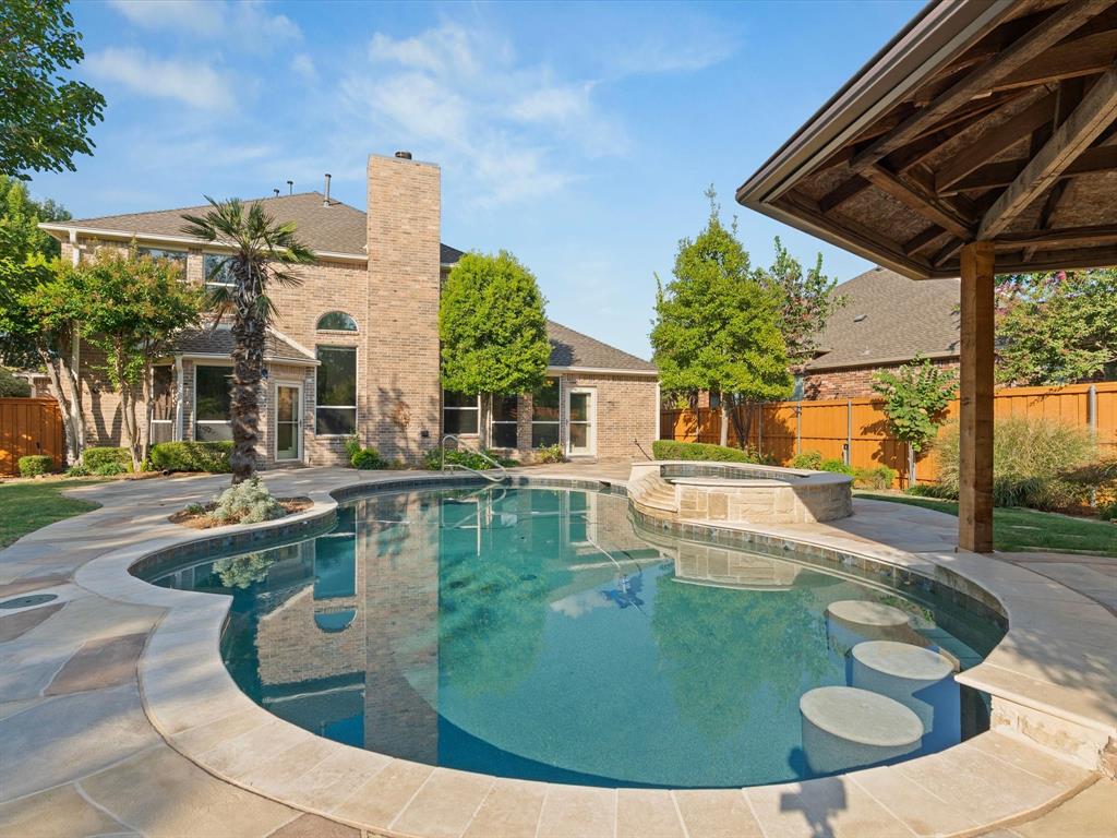 7305 Royal Glen Trail — photo