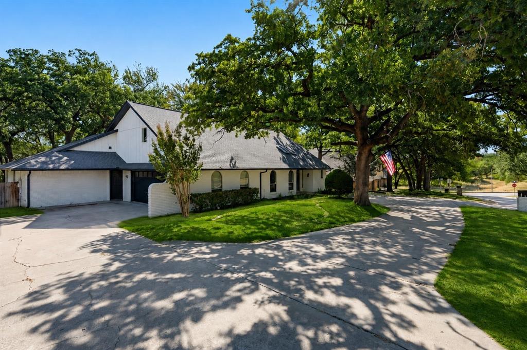 2105 Wilson Drive — photo