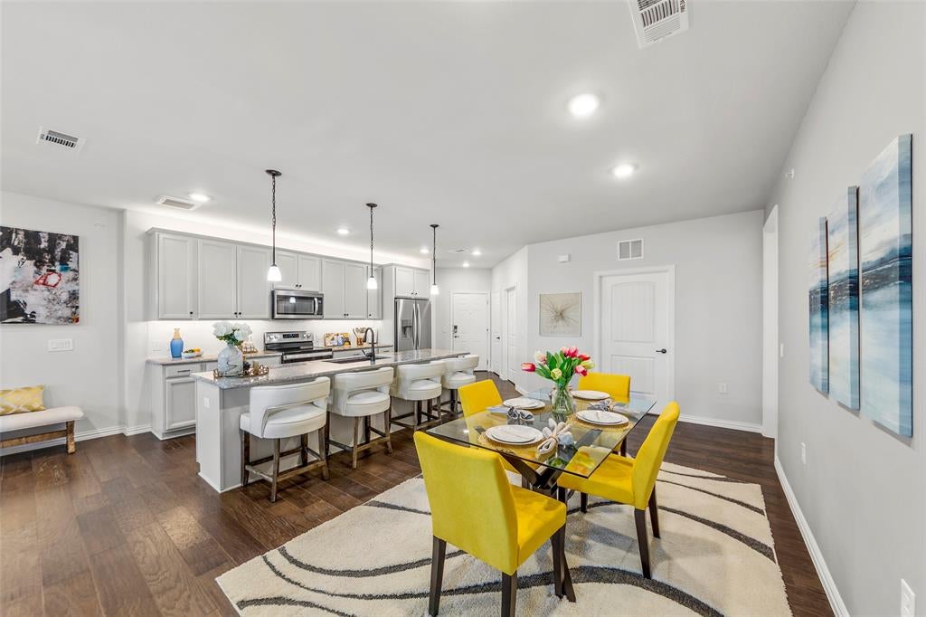 651 N Watters Road 5407 — photo