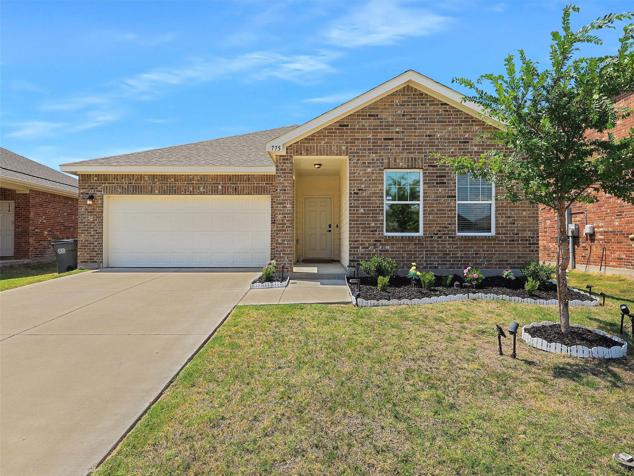 775 Camden Drive — photo