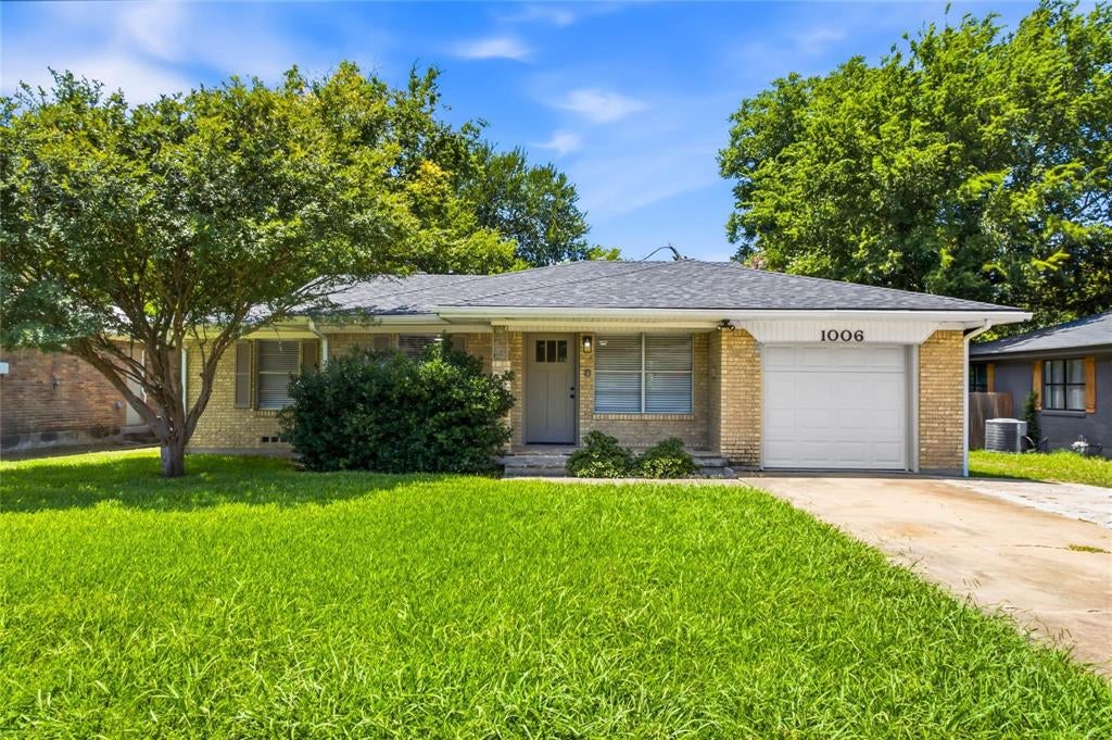 1006 N Grant Drive — photo