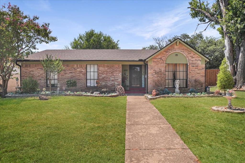 2710 Moonriver Lane — photo