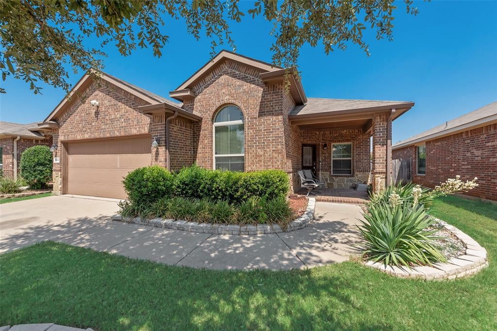1045 Doe Meadow Drive — photo