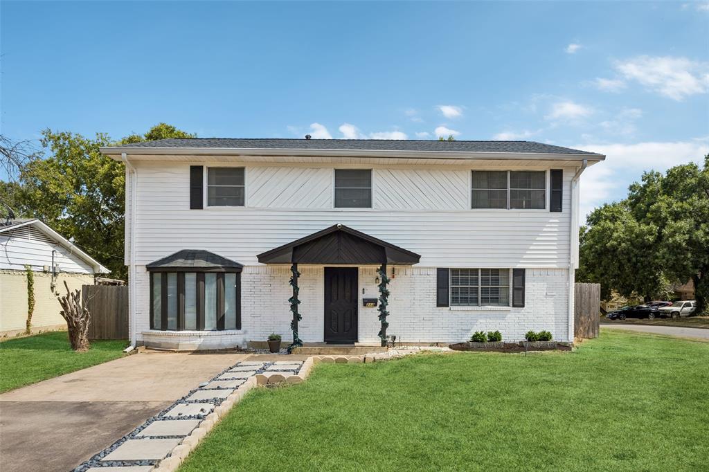 213 Harrington Circle — photo