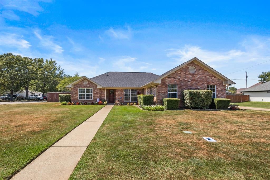 2701 Silver Spring Trail — photo
