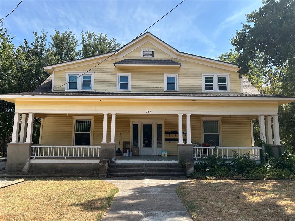 715 W Hickory Street a2 — photo
