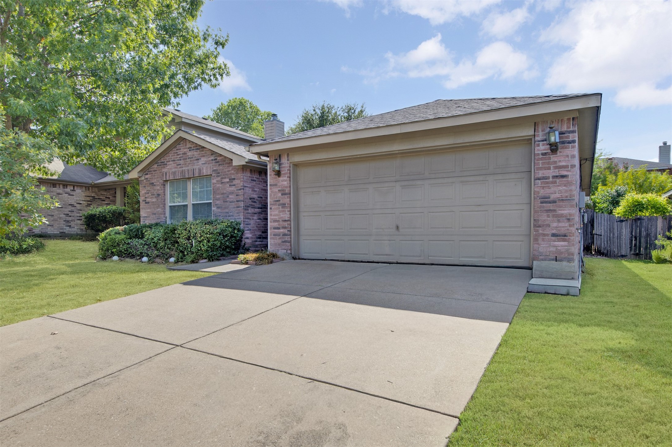 6833 Rondo Drive, Dallas, TX 75241 — photo 3