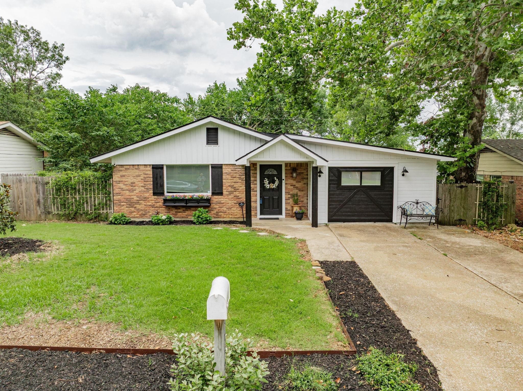 2532 Steven Drive — photo
