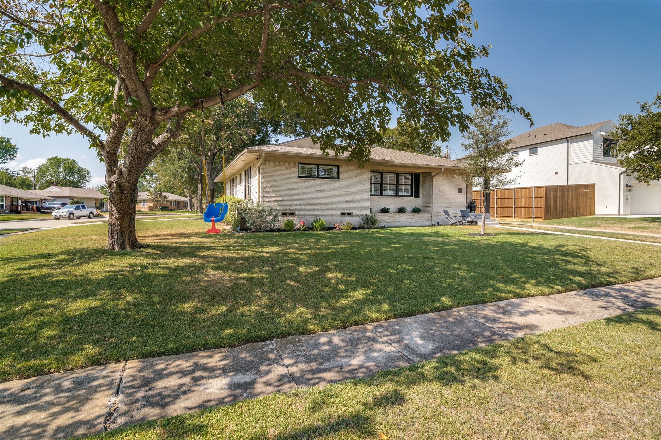 9005 Livenshire Drive — photo