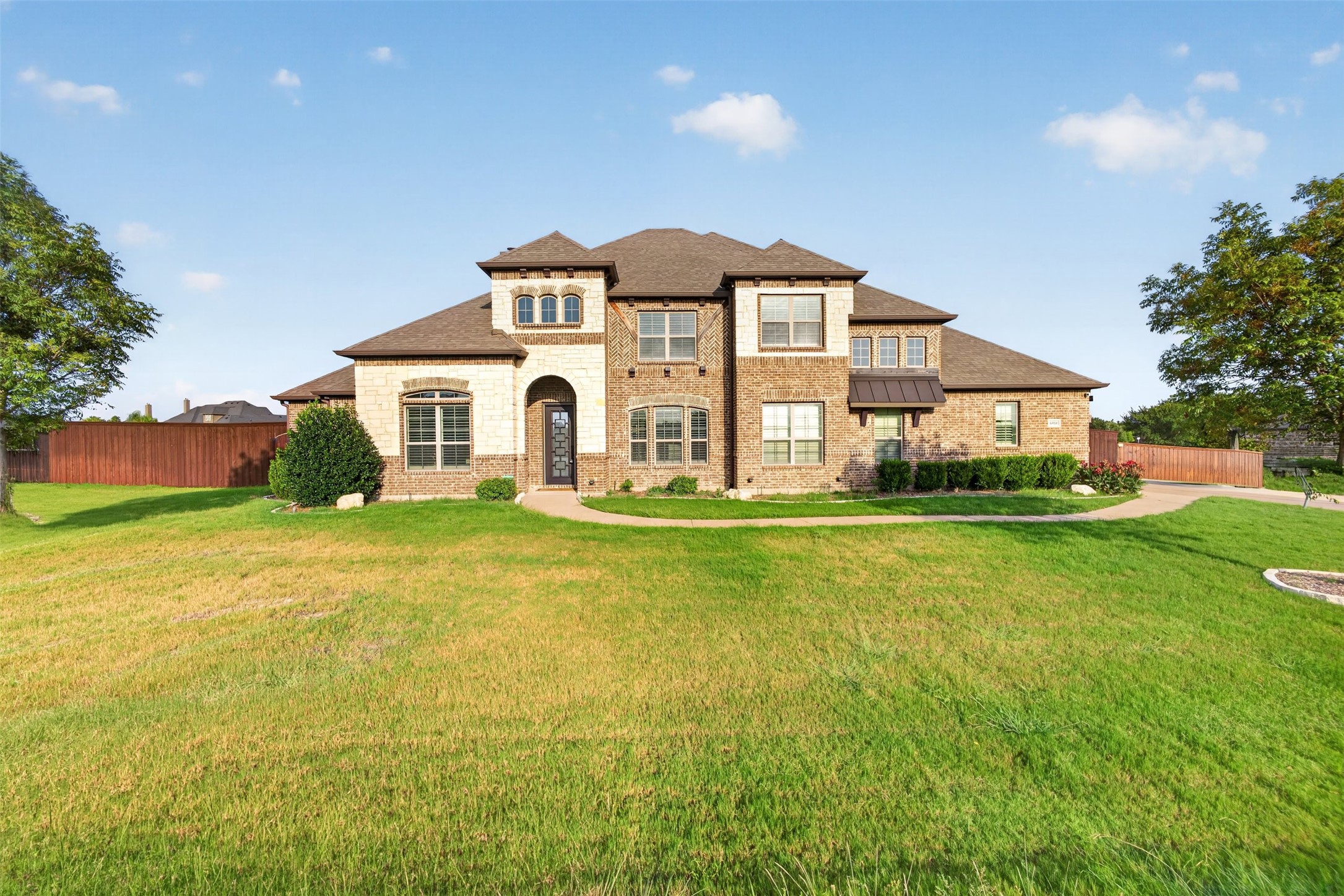 6010 Limestone Lane — photo
